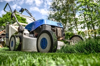 lawn-mower-384589_640